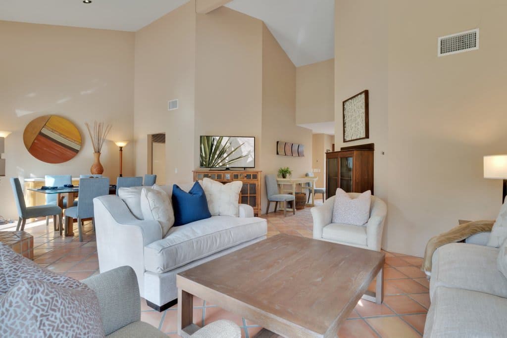 Captivating LQ Villa with Modern Upgrades