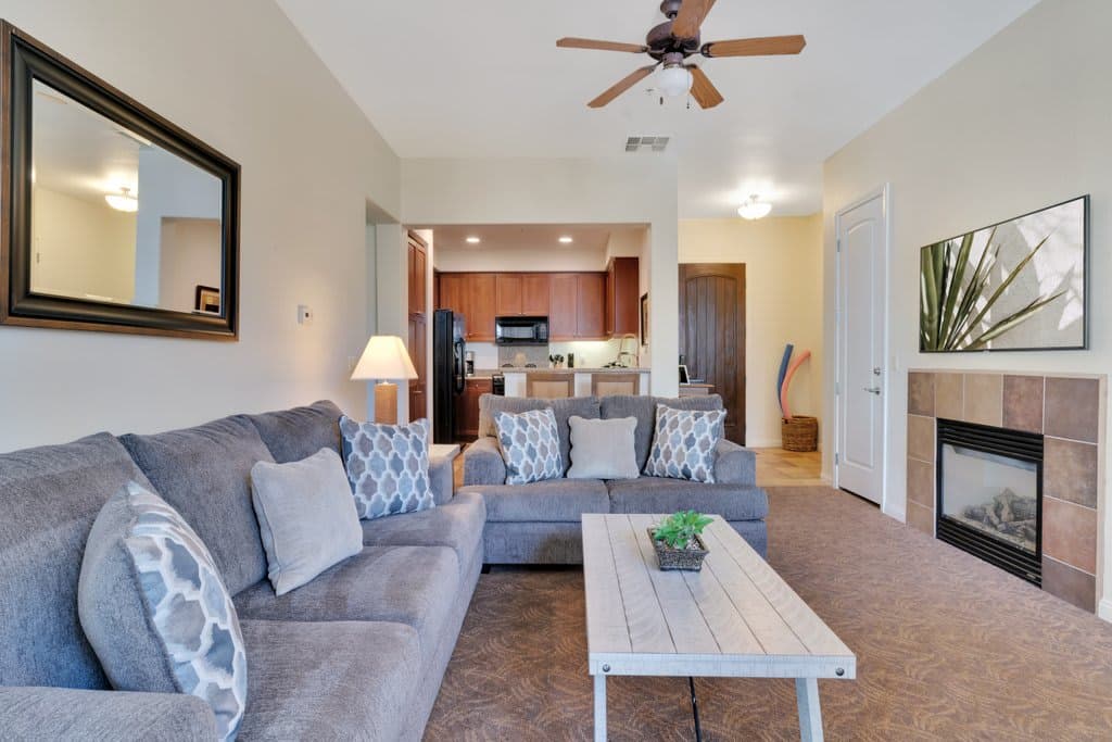 Tranquil Ground Floor Villa in Heart of La Quinta