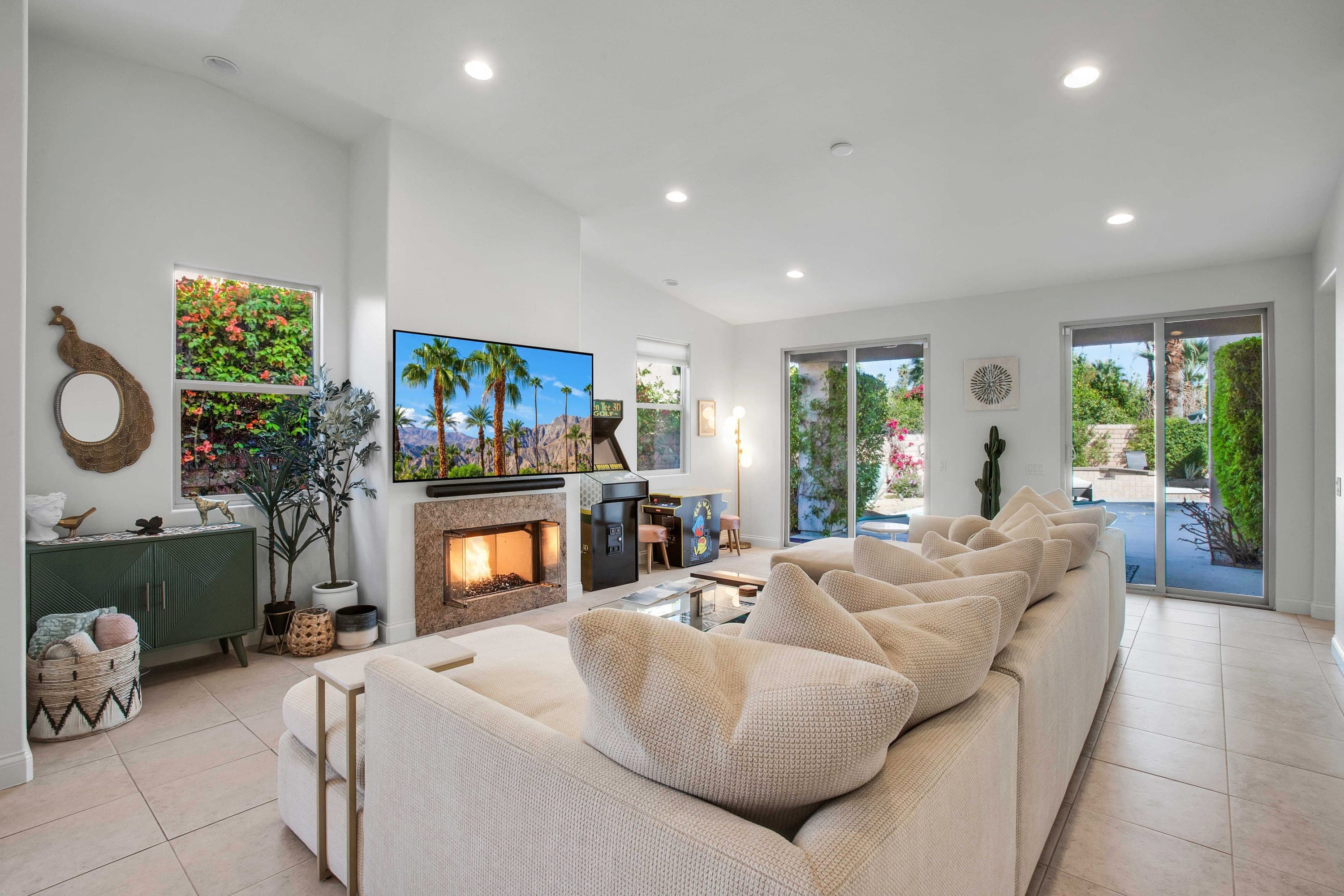 El Paseo Paradise! 3BR Desert Oasis with Pool/Spa